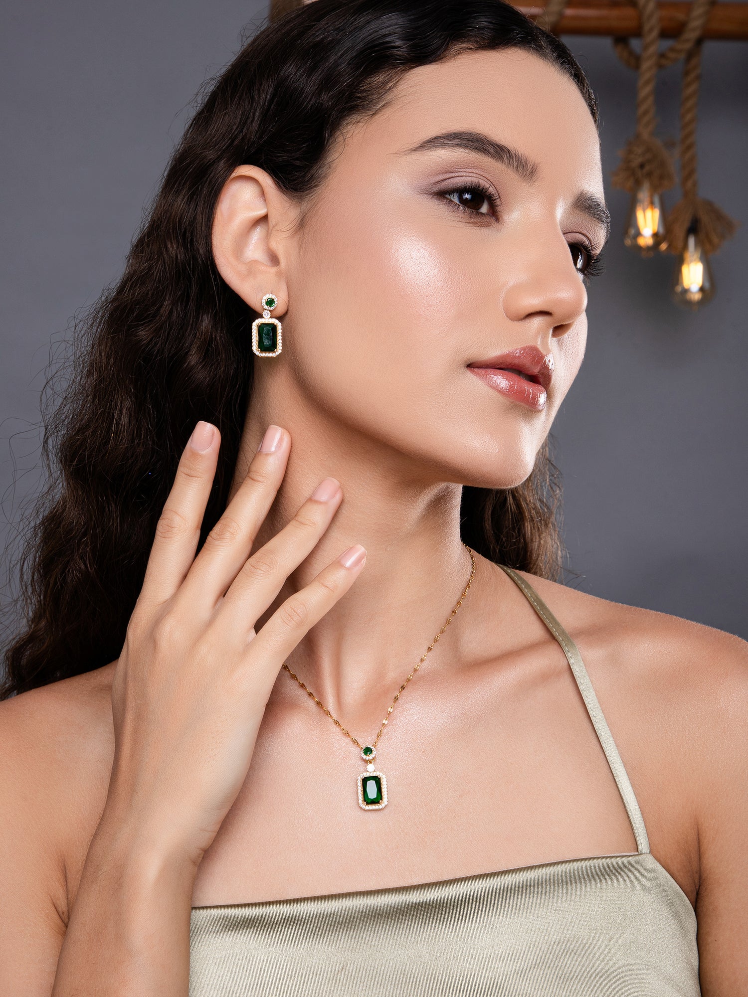 Green Emerald Necklace and Earrings Set